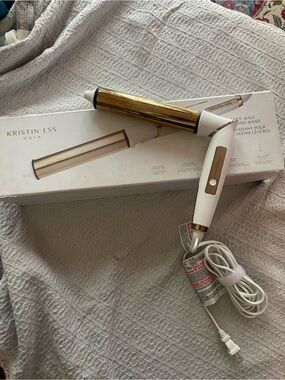 Curling Wand by Kristin Ess